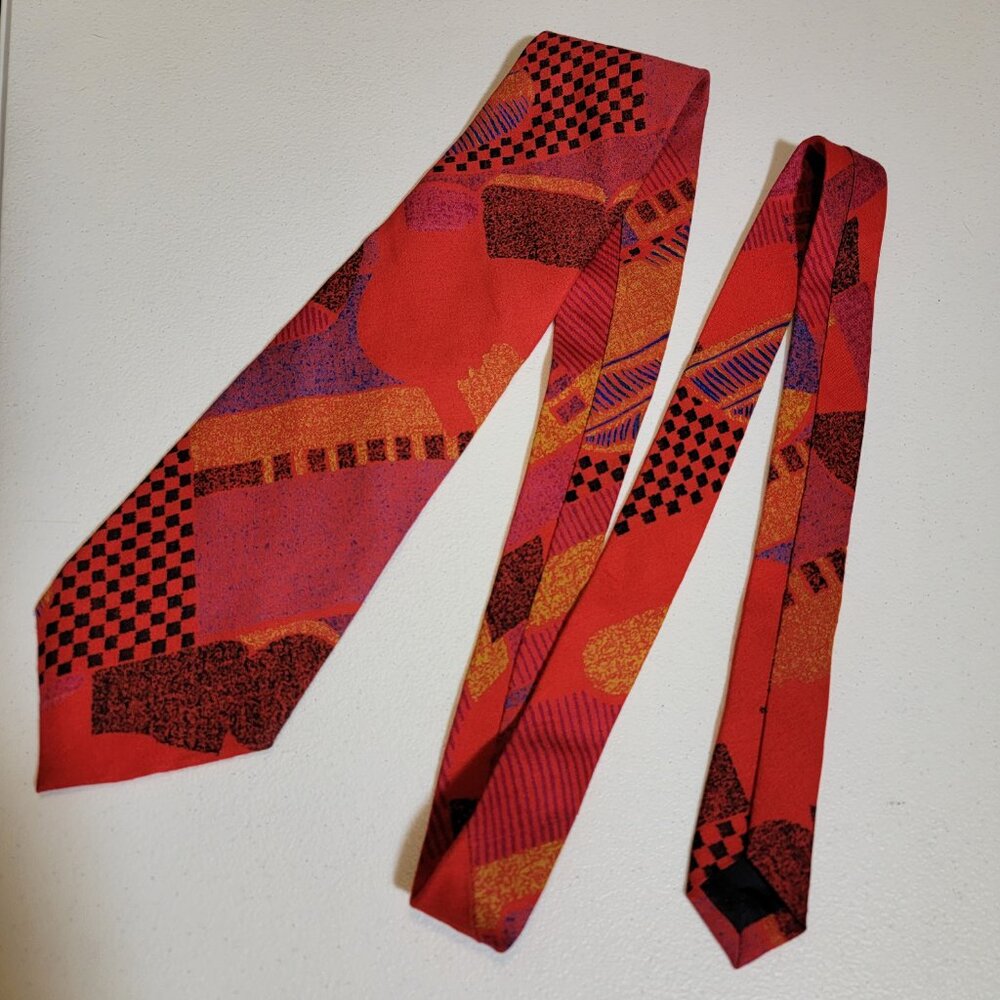 3/$18 VTG Retro Design Studios Bold Red Orange geometric pattern 3.5"x56"